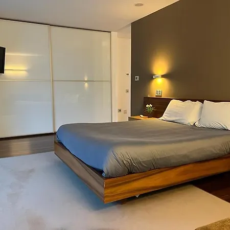 Moradia Lux Rr Com Piscina * ペニャフィエル