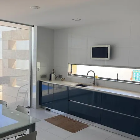 Moradia Lux Rr Com Piscina *