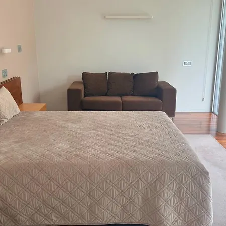 Moradia Lux Rr Com Piscina Сasa de vacaciones *