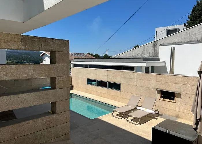 Moradia Lux Rr Com Piscina * Penafiel